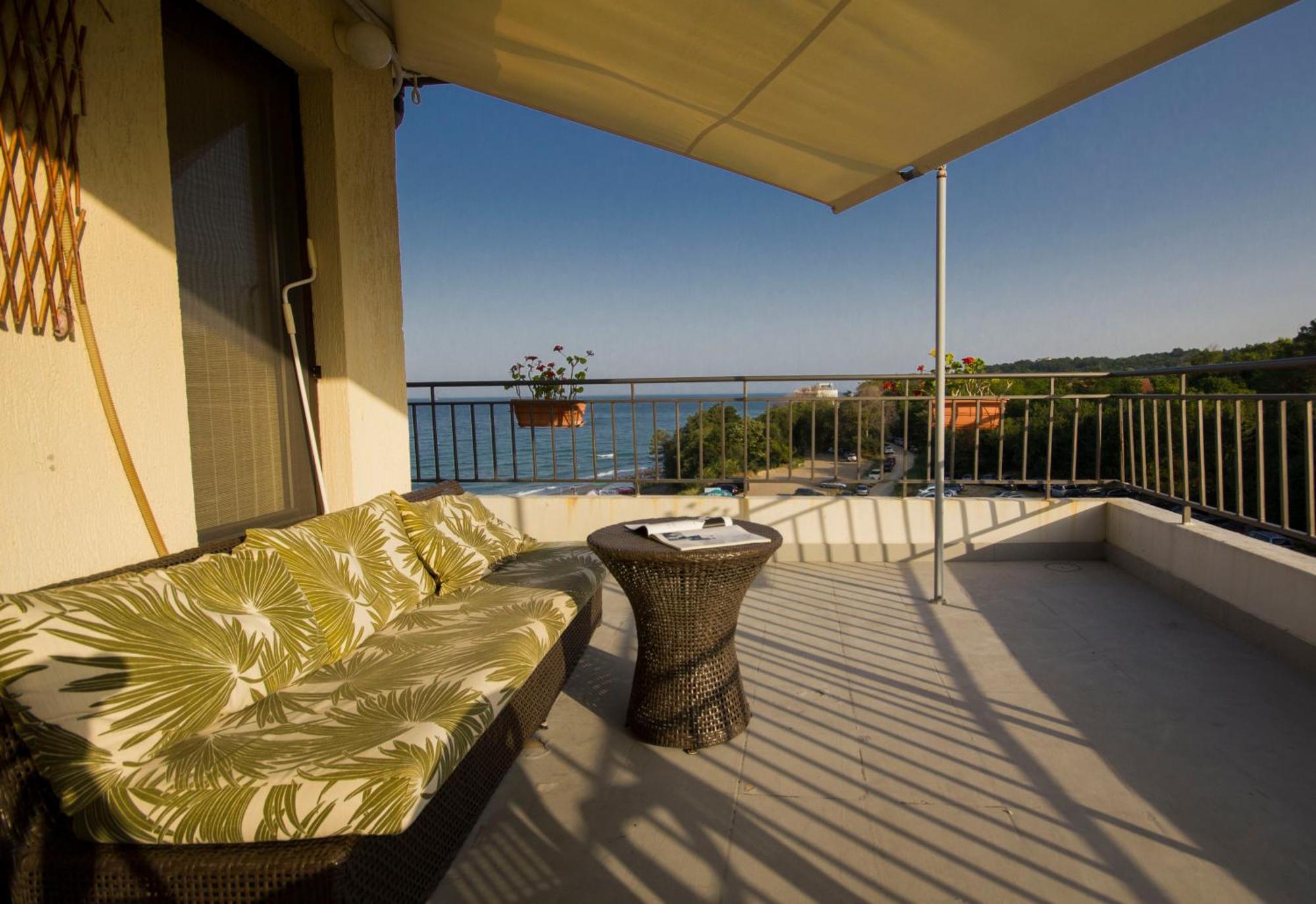 Coral Guest House Obzor Exterior foto