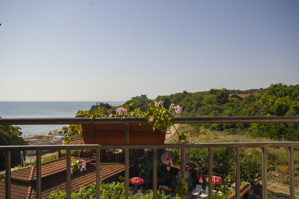 Coral Guest House Obzor Exterior foto